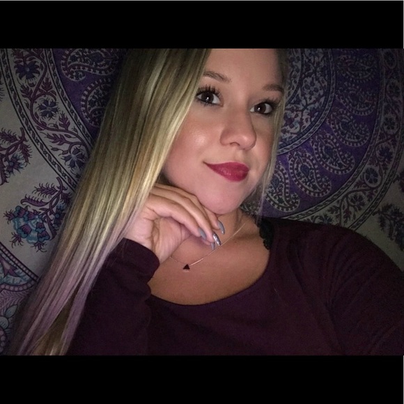 Meet your Posher, Shawna - Picture 1 of 1